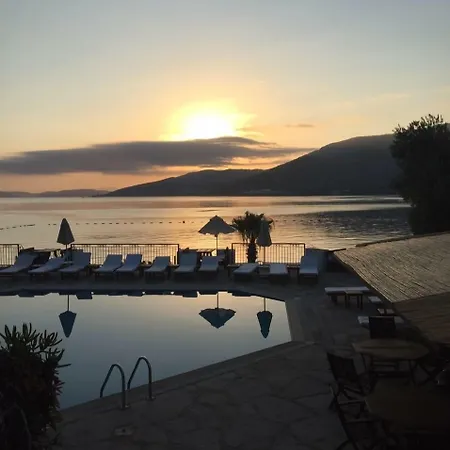 Omar & 酒店 托尔巴