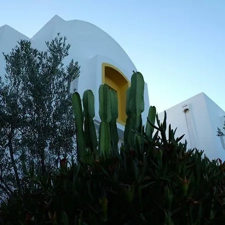 Hotel Omar &