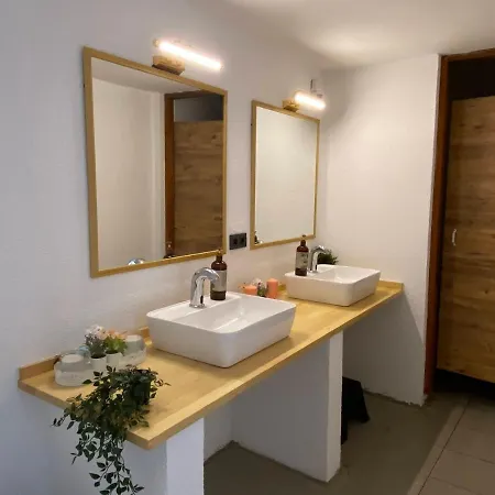 Hotel Omar &