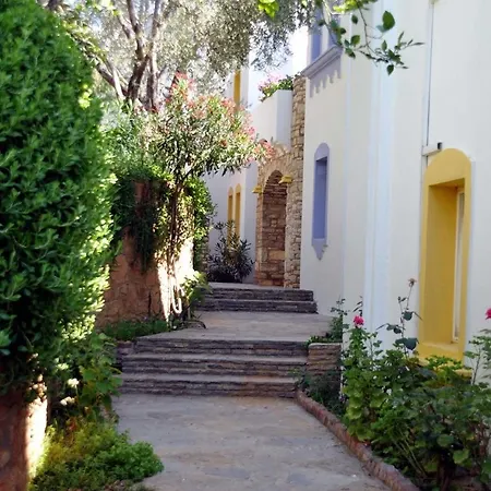 Hotel Omar &