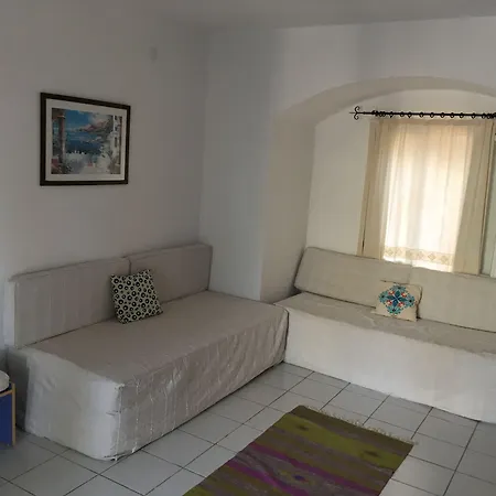 Omar & فندق توربا