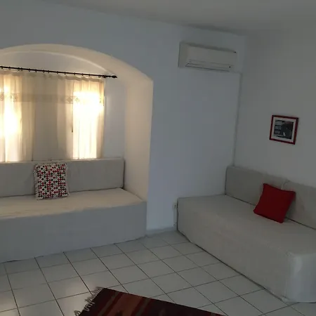 Omar & Ξενοδοχείο Τόρμπα