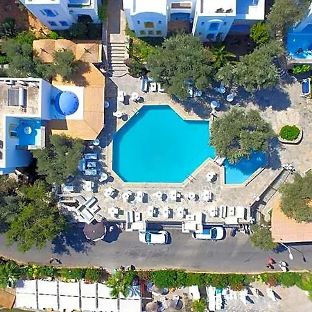 Omar & Hotel 3*