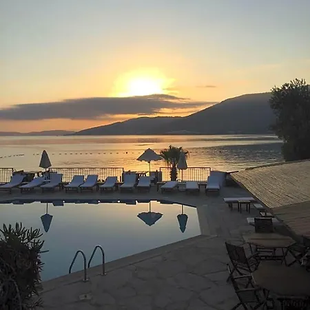 Hotel Omar & Torba