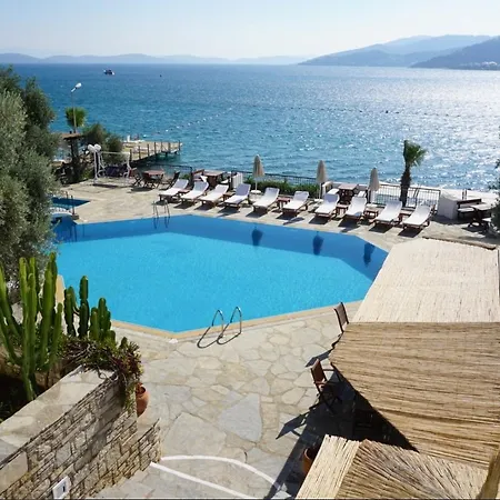 Omar & Hotel Torba